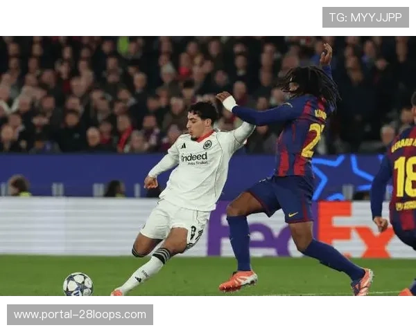 巴萨2-1逆转法兰克福，孔德头球双响建功